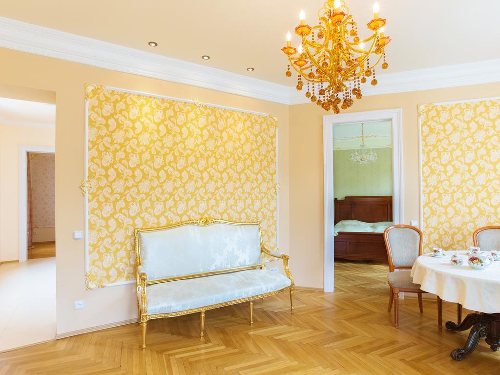 Lyra Apartments Karlovy Vary Rom bilde