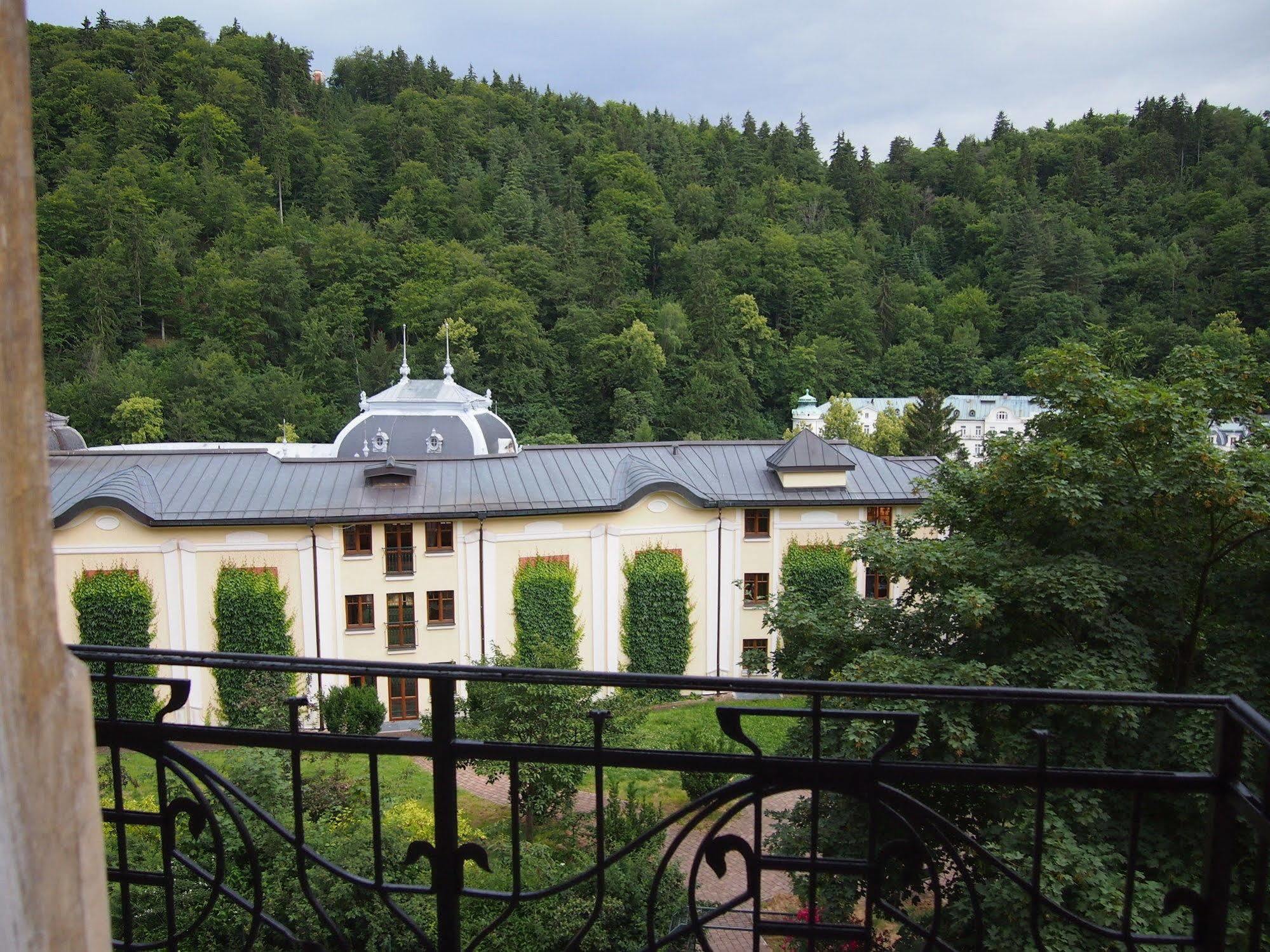 Lyra Apartments Karlovy Vary Eksteriør bilde